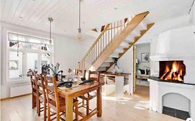Large & Cozy Stavanger Apt