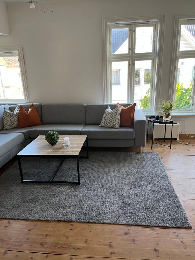 Large & Cozy Stavanger Apt Buitenkant foto